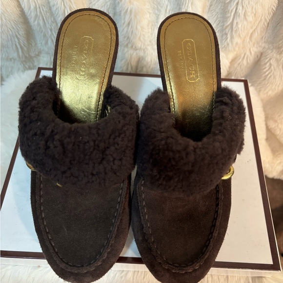 Coach dark brown Idyle clogs with fleece trim size 6.5 - Picture 2 of 7